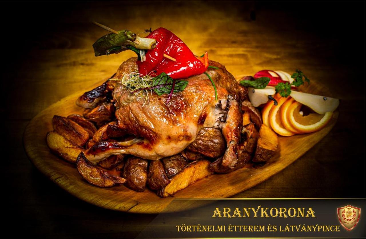 Aranykorona Hotel Miskolc Exterior photo